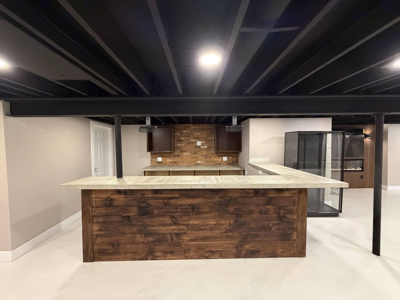 Finished basement wet bar