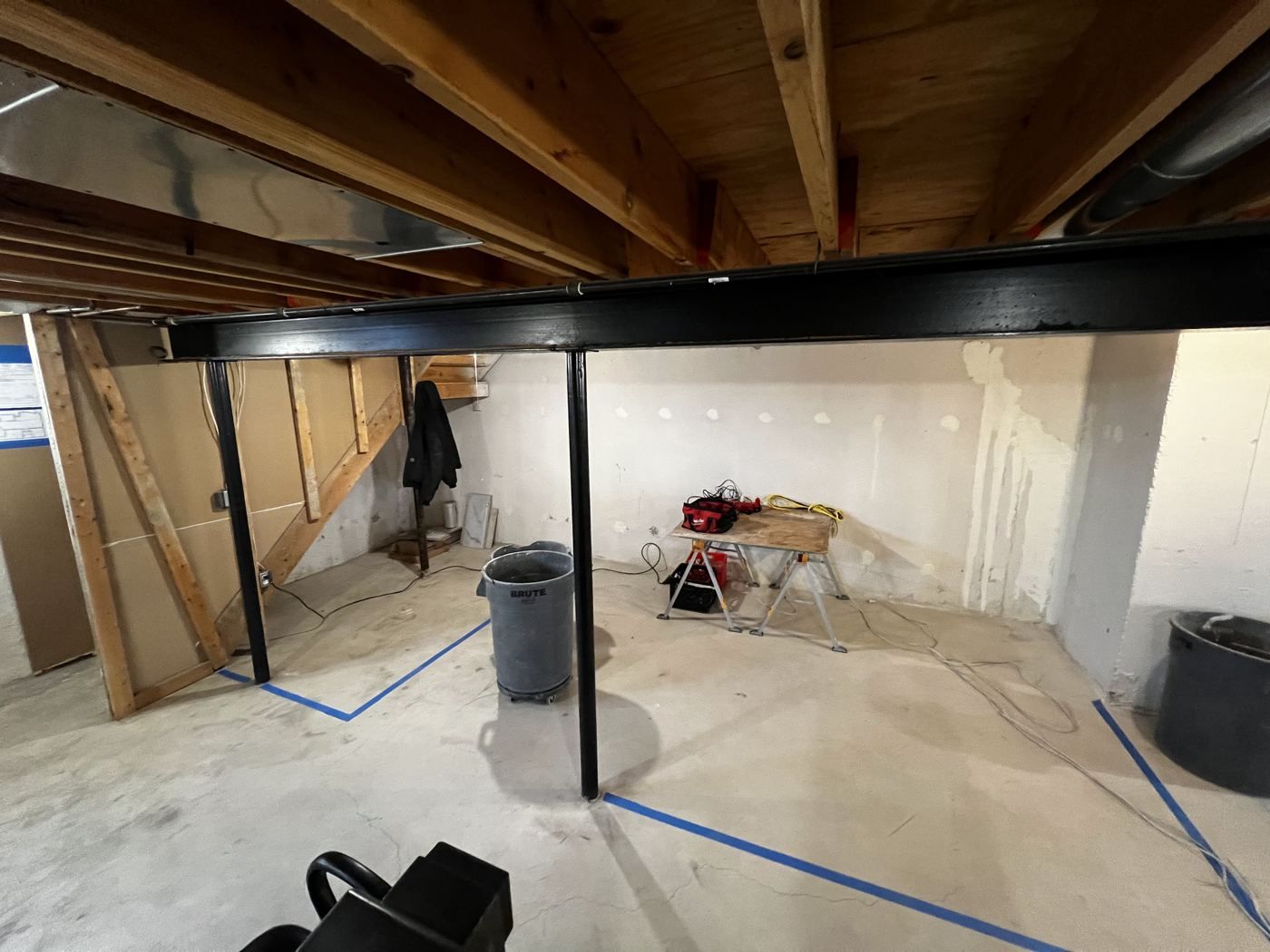 Before: Wet bar before